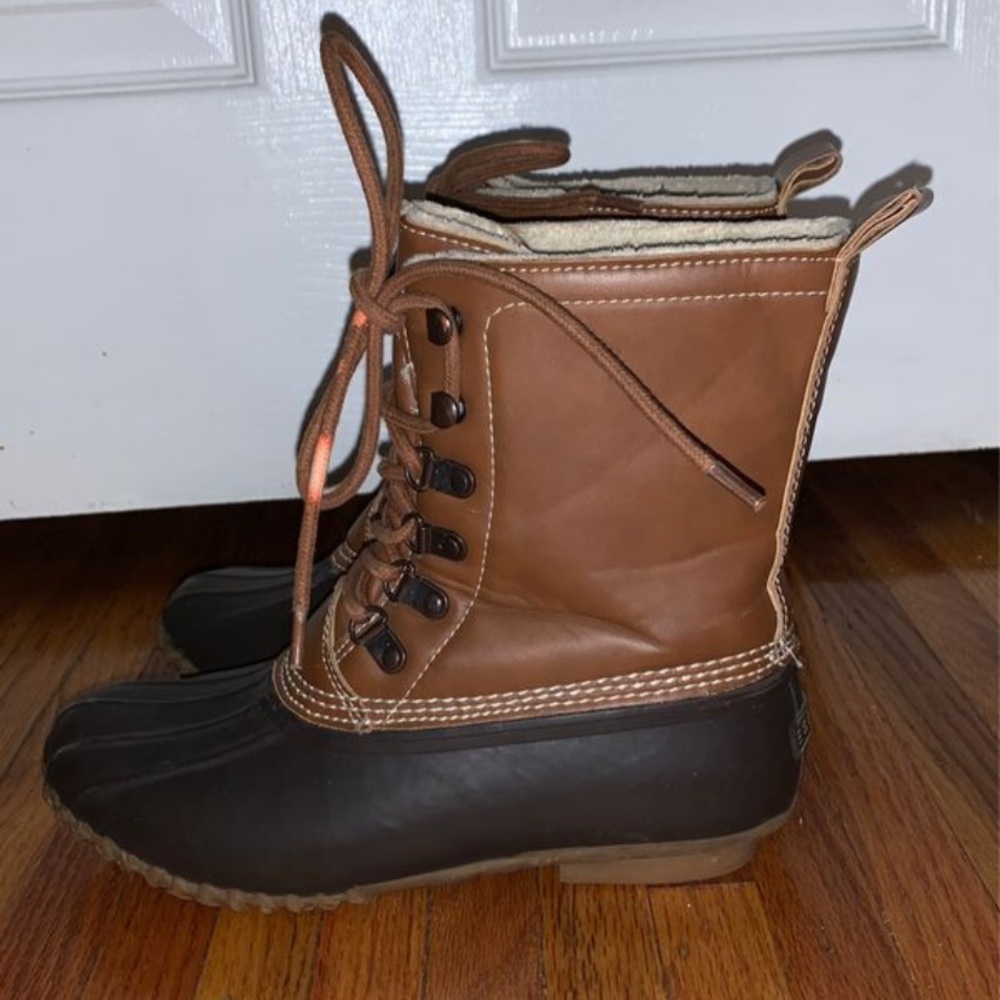 Boots - Picture 2 of 3